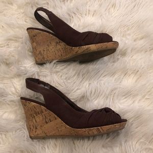 Brown American Eagle wedges